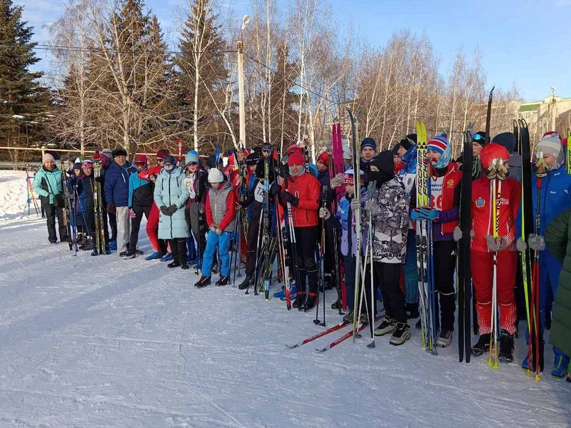 Районные соревнования по лыжным гонкам.